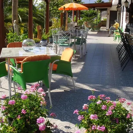 Kleines Casa Mit Terrasse 度假居